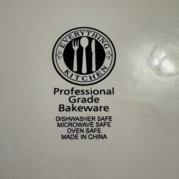 Everything Kitchen Professional Grade 9x9" Round Baking Dish/Stand & Warmer - Picture 3 of 3